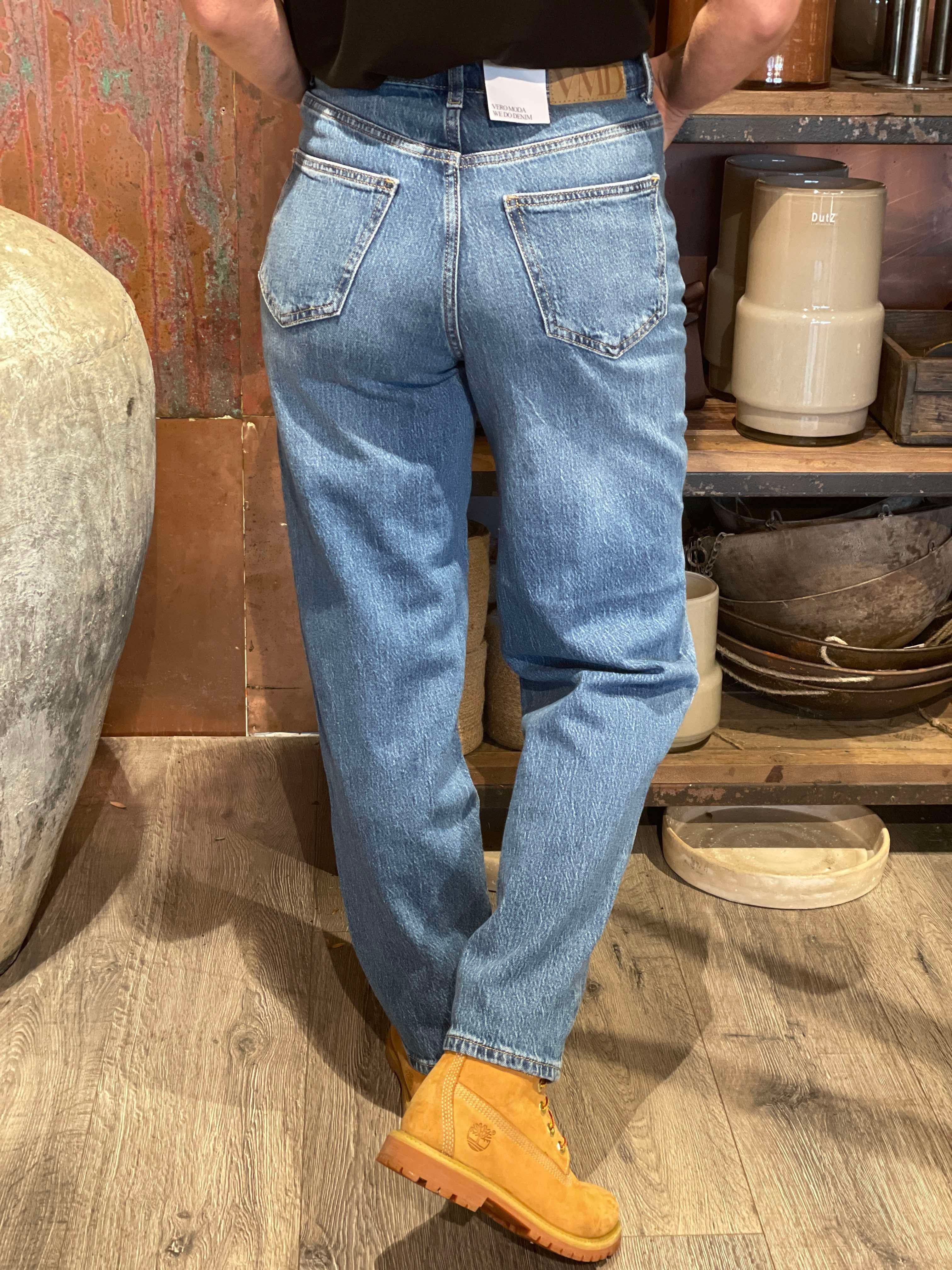 VMTESSA mom jeans - Medium Blue Denim